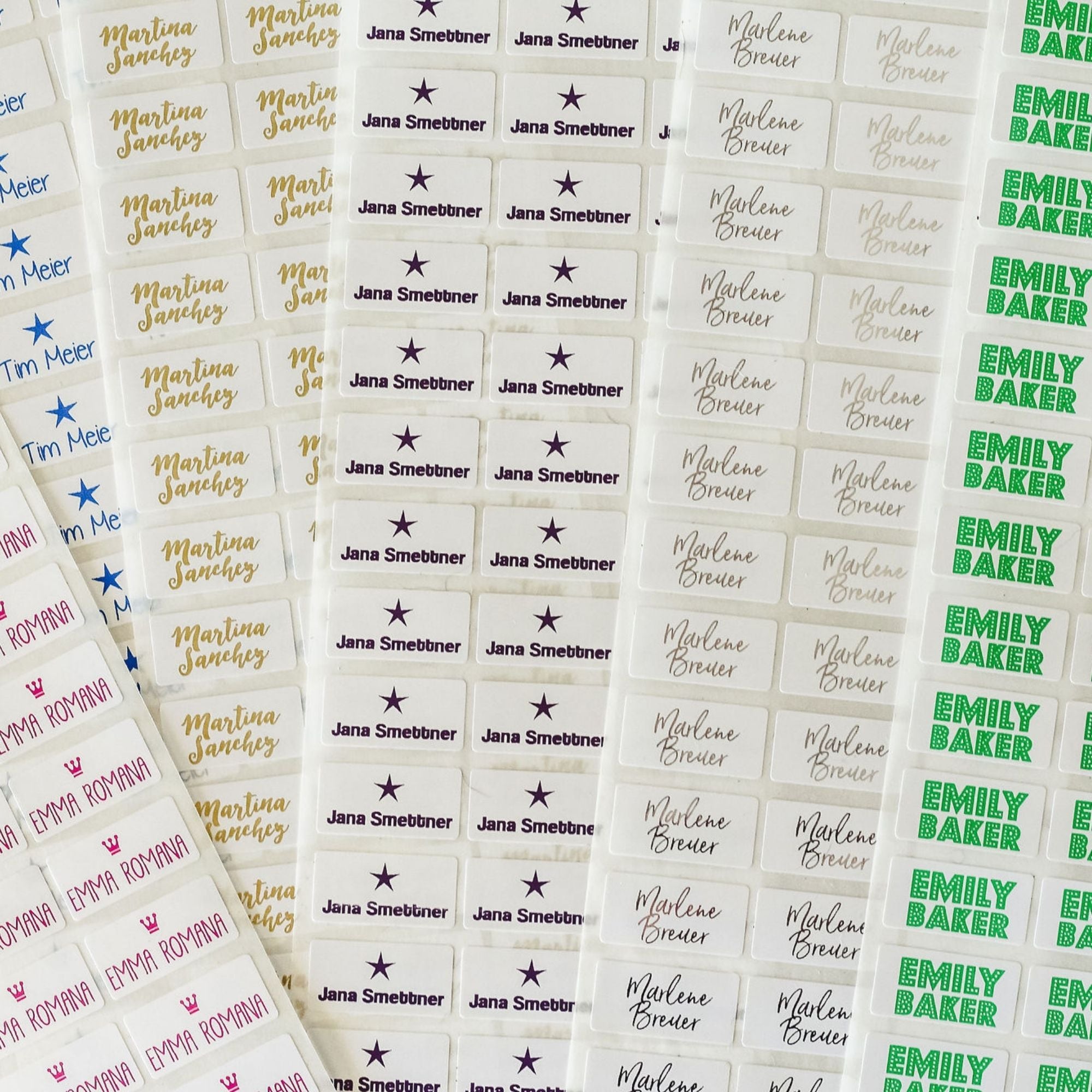 Namensaufkleber spuelmaschinenfest in den Farben rot, blau, gold, schwarz, silber und gruen von watsonlabel ID4060