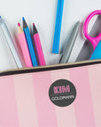 Runde Namensaufkleber fuer Erwachsene mit pink Schrift auf dunkel grauem Hintergrund -watsonlabel