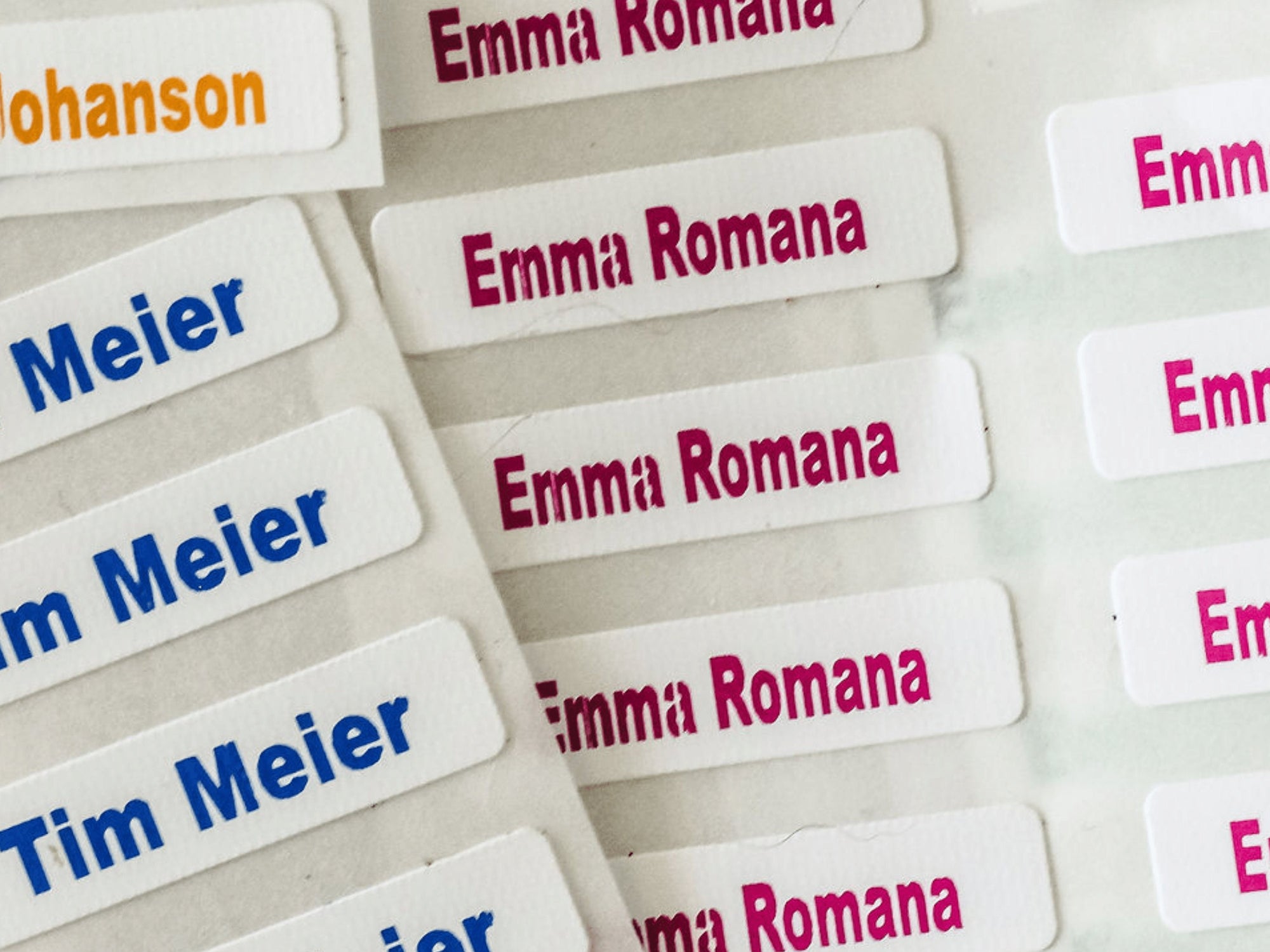 kleine Mini Namensaufkleber spuelmaschinenfest in 7 Farben –  watsonlabel