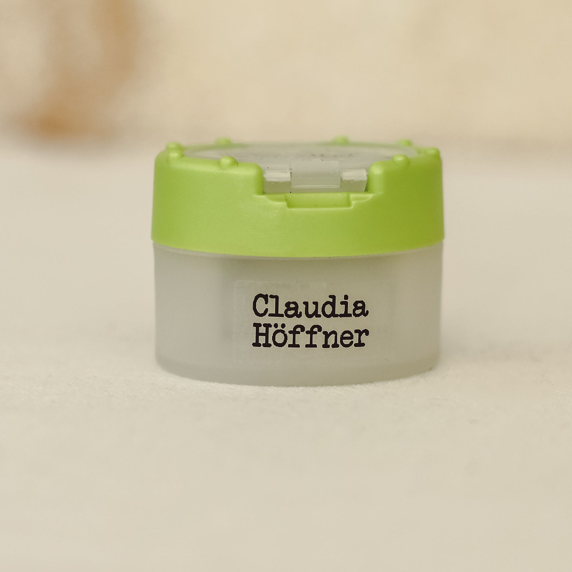 mini_transparente_Namensaufkleber_spuelmaschinenfest_schwarz_bedruckt_-watsonlabel