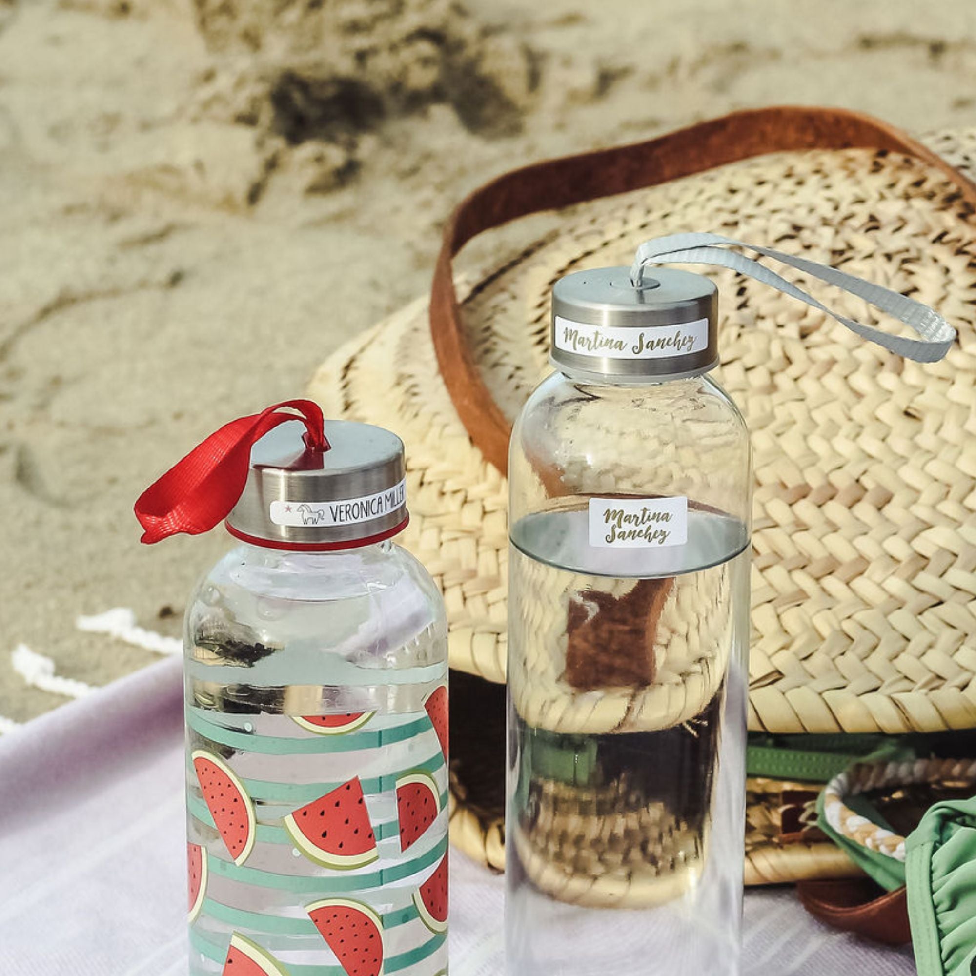 spuelmaschinenfeste Namensaufkleber fuer Glasflaschen von watsonLABEL ID4060