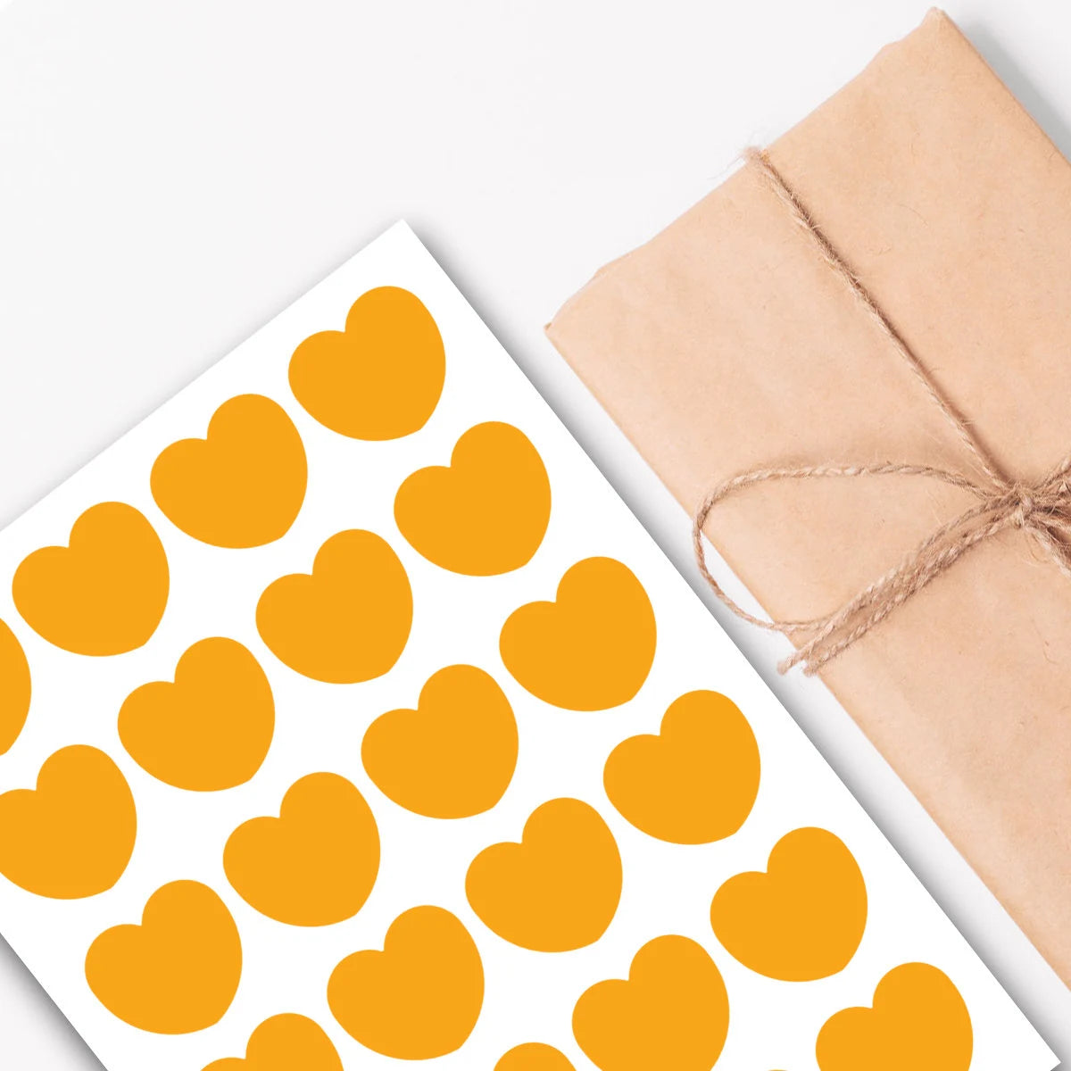 herzförmige Etiketten orange zum selber bedrucken, stempeln oder beschriften. 24 Etiketten im Format 44 x 39 mm auf DIN A4 Bogen von watsonlabel