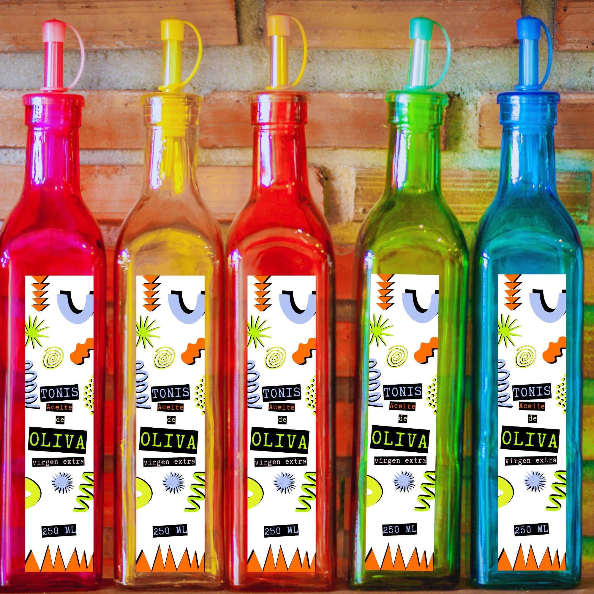 personalisierte Olivenoel Etiketten fuer Marasca Flaschen von watsonlabel